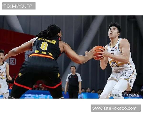 2018年CBA季后赛深圳队与新疆队激战回顾与精彩瞬间分析